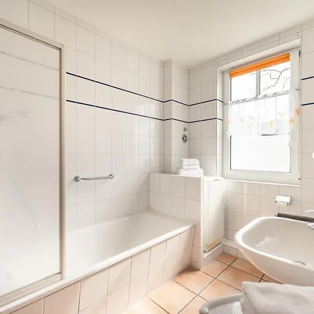 Hildegard 4 Apartamento *