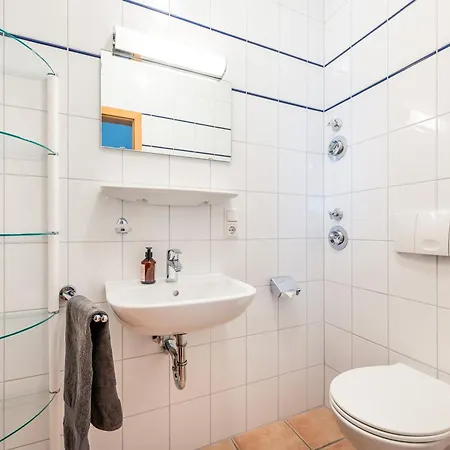 Hildegard 4 * Binz