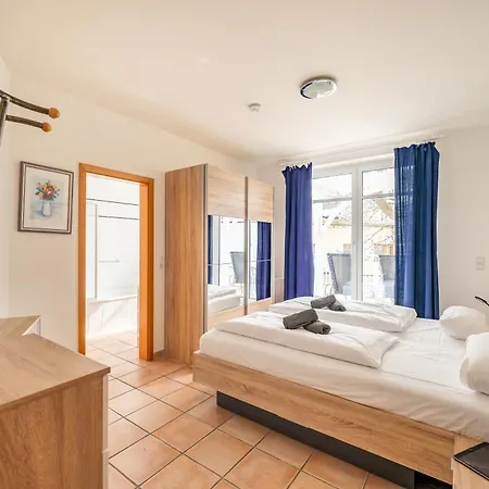 Hildegard 4 Apartamento *